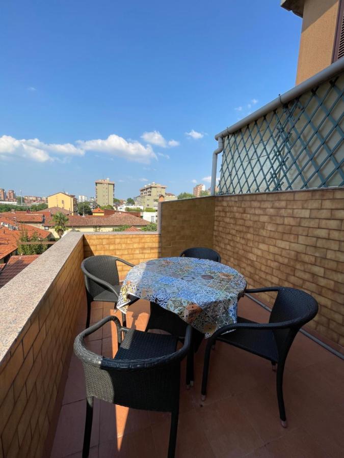 De Sura - La Terrazza Sul Naviglio Apartamento Milão Exterior foto