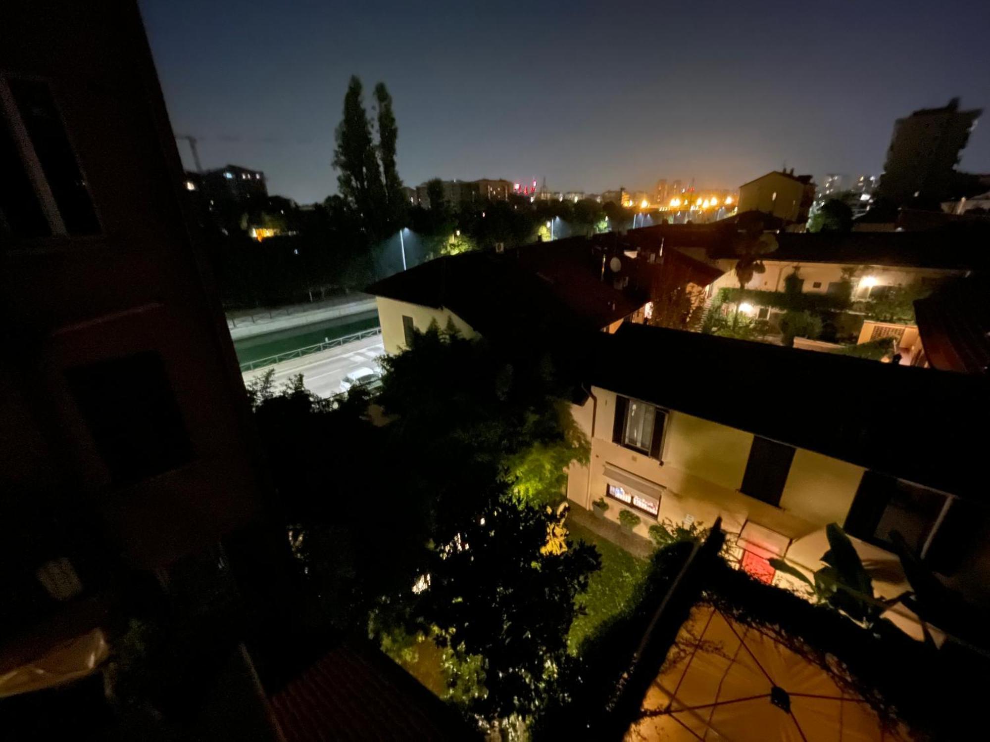 De Sura - La Terrazza Sul Naviglio Apartamento Milão Exterior foto